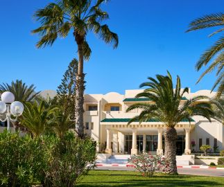 LES QUATRE SAISONS (ex. BAYA BEACH)