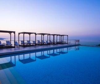 AEOLIS THASSOS PALACE