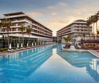 ACANTHUS & CENNET BARUT COLLECTION